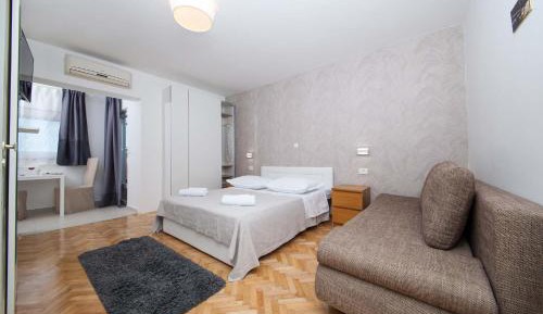 Studio Superior Apartment