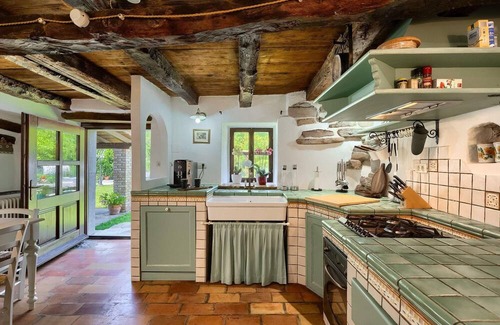 Buzet House | Holiday house Buzet for 1 - 8 persons with 4 bedrooms - Holiday house