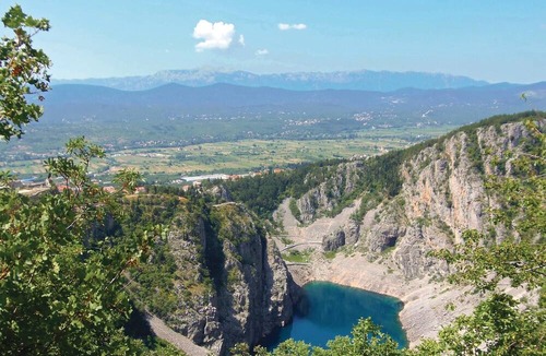 Donji Prolozac House | This beautiful single-storey holiday home is located in Proloac Donji near the town of Imotski.