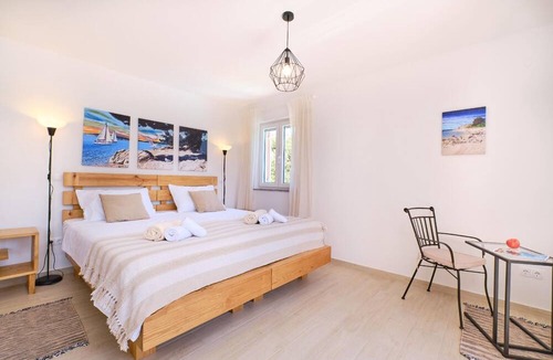 Miholascica House | Mea Cres Sun Villa