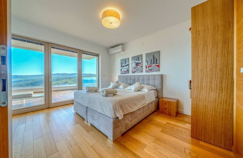 Rabac Villa | Villa Libera - Four Bedroom Villa, Sleeps 8