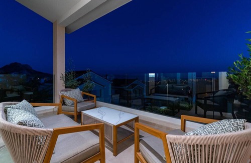 Mravince House | Beautiful Home in Kucine With Wifi, 4 Bedrooms and Heated Swimming Pool