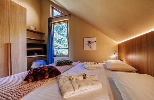 Lovinac Villa | Villa Lovelos