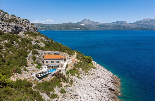 Kobas House | Fulfill a dream for you and your family and spend unforgettable vacations in privacy and with fantas