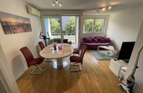 Zagreb Apartment | Large Modern 75m2 Flat and Free Parking