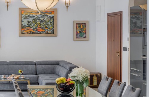 Old Town Bed & Breakfast | Grand Promenade Suite - Tale Of The Sea