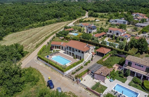 Mofardini Villa | Villa Dubravka in Radetići - Haus für 6-9 Personen