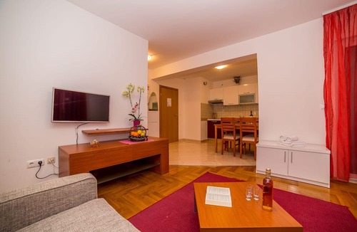 Zelenka Apartment | One bedroom apartment in Makarska with balcony