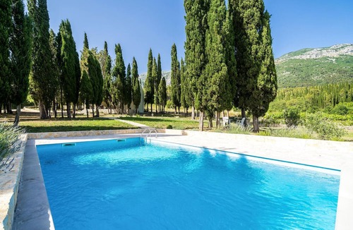 Lovorno House | 2 bedroom lovely home in Gruda