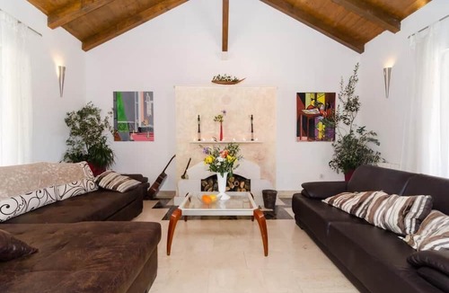 Brasina Villa | Villa Avoca