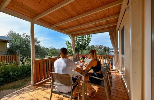 Ugljan Apartment | Mobile home beachfront