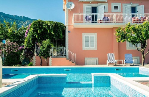 Orebic House | Holiday House in Orebić with Private Parking