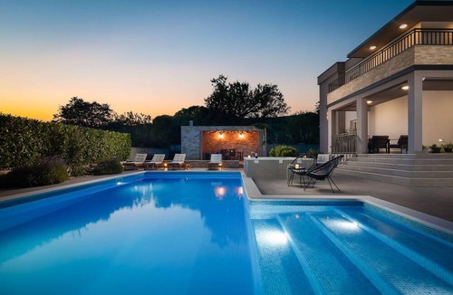 Dicmo House | Holiday house Dicmo for 1 - 6 persons with 3 bedrooms - Holiday home