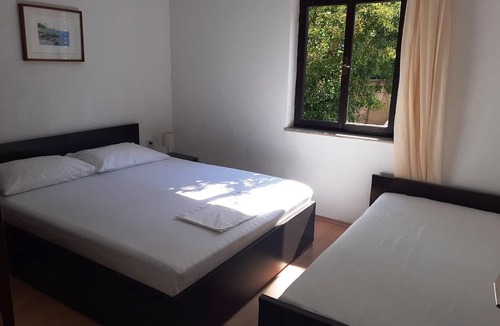 Povlja House | Holiday apartment "Apartment "Ana""