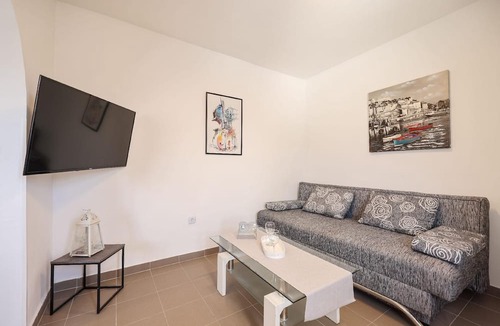 Ljubac Apartment | Apartment "Apartment A1" beachfront