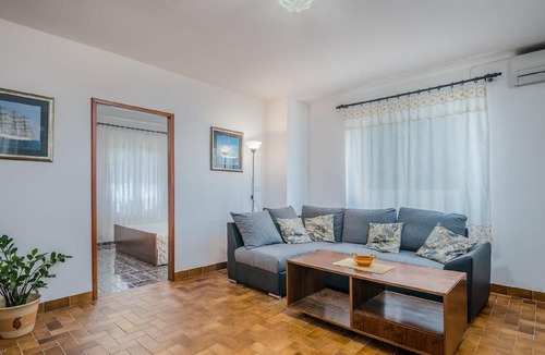 Klimno Apartment | Flat "Biserka" with a view of the water
