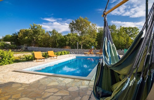 Primorski Dolac House | Beautiful cottage, located in the tranquility of nature.