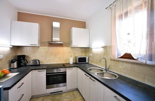 Rebici Villa | 2 houses with pool on the east coast of Istria