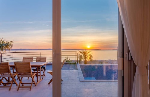 Podstrana Villa | Luxury Villa White Velvet with Pool