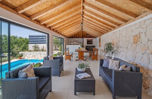 Omis Villa | Villa Pasika private 31m2 pool, summer kitchen with BBQ