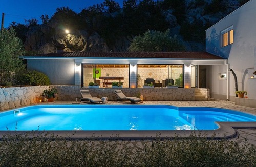 Omis Villa | Villa Pasika private 31m2 pool, summer kitchen with BBQ