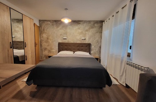 Grabovac Bed & Breakfast | House Tina - Bed and Breakfast