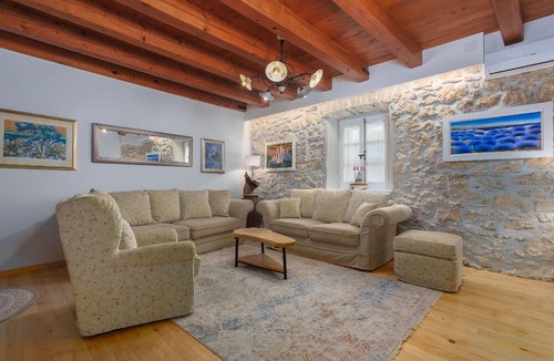Malinska-Dubasnica House | Holiday home "VillaTonka on Island Krk, Malinska"