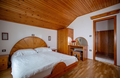 Predjama House | EkoTurizem Hudičevec