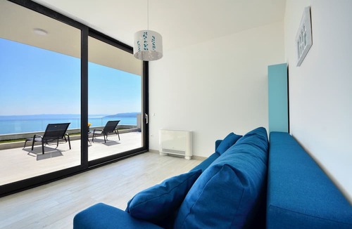 Veliko Brdo Villa | Villa Nina Makarska With Heated Infinity Pool of 33 m2 and Stunning sea Views