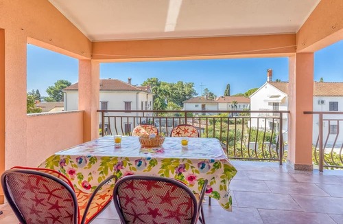 Borik House | flat 'Silva6' with water view