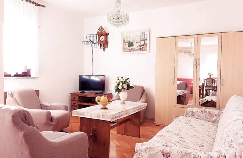 Senj House | Holiday House Jure Senj mit Privatparkplatz