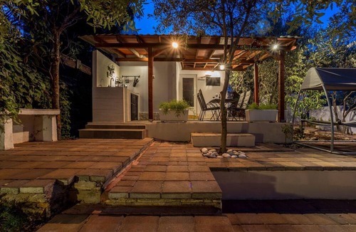 Stari Grad House | Spacious vacation home with terrace and garden