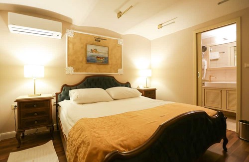 Varazdin Bed & Breakfast | Arbia Dorka Heritage Palace