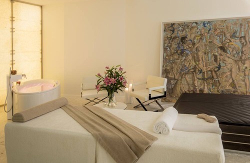 Cove Murtar Hotel | Hotel Bellevue