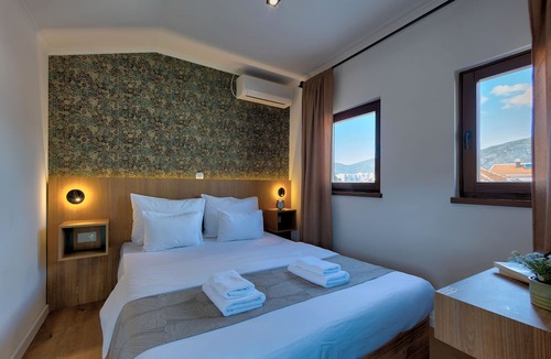 Mostar Old Town Hotel | Hotel Sinan Han