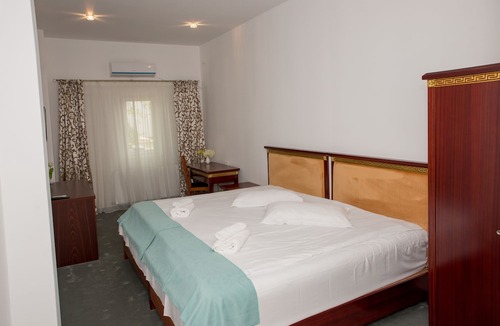 Ghiroda Hotel | Arta Hotel Timisoara