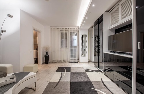 Chiajna Apartment | Studio Militari Residence M2