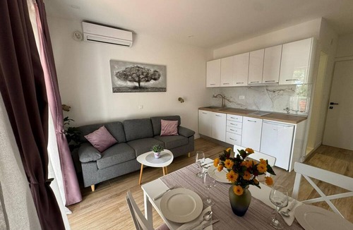 Srebreno House | Apartment & Rooms Papa
