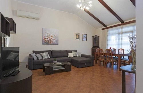 Liznjan House | Holiday house with pool