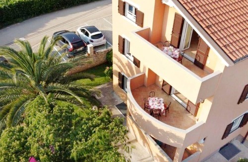 Zambratija Apartment | Holiday flat Anita 1 Umag-Zambratija with garden
