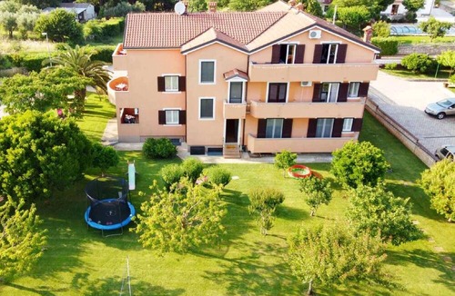 Zambratija Apartment | Holiday flat Anita 1 Umag-Zambratija with garden