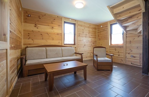 Vrdnik Hotel | Etno Naselje Vrdnička Kula