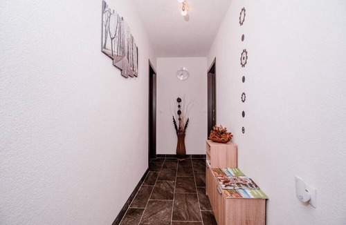 Korenica House | House Karakas