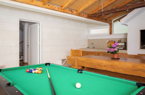 Dugopolje Villa | Stunning Villa Sofia With Heated Pool IN Split Hinterland