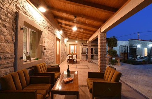 Smilcic Villa | New amazing villa Granar, private pool, sauna & game room, 4 bedrooms, 2 kitchen