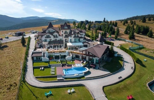 Paltinis Hotel | Castelnor Resort