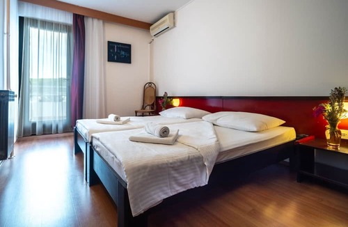 Cove Rogacic Hotel | Hotel Issa