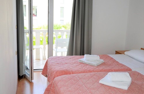 Poljica Bed & Breakfast | Bed & Breakfast by the Beach