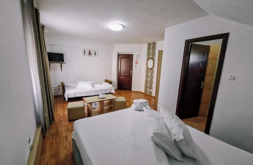 Toplita Hotel | Complex Caprioara Toplita