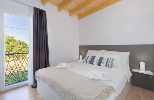 Zminj Villa | Villa Hera - Three Bedroom Villa, Sleeps 6